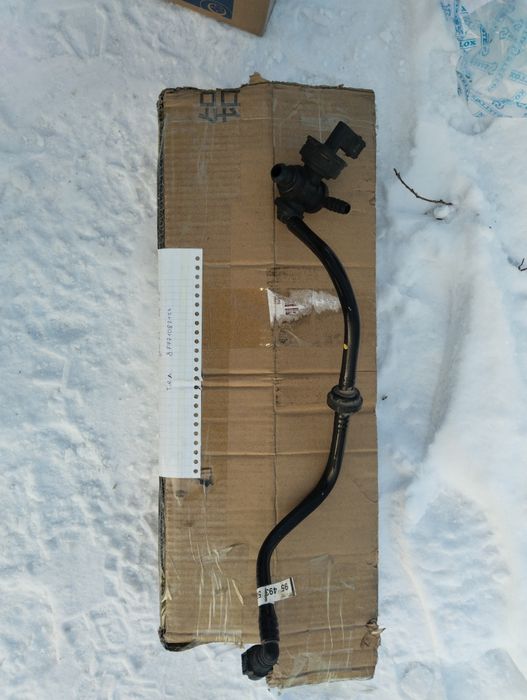 Продаю запчасти вентилятор и тормозной клапан