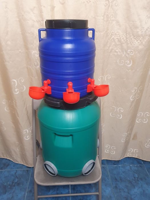 Adapatoare automate pentru pasari pui gaini curci fazani porumbei