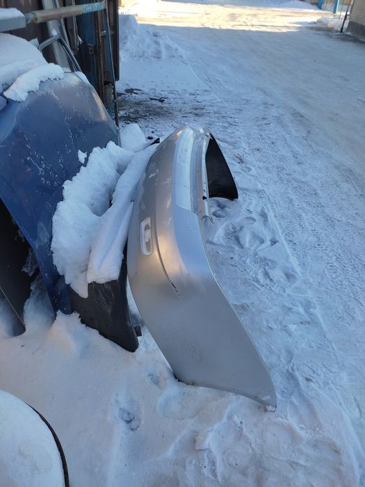 Бампер задний приора 1 серебро