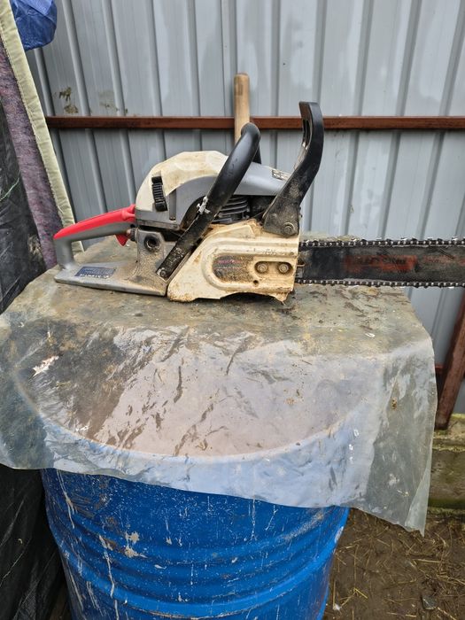 Vând drujbă Micul pădurar