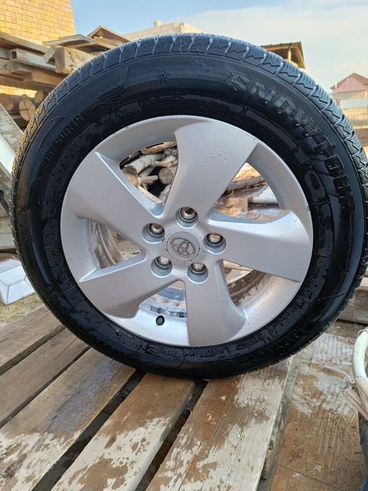 Титанка тайота 16