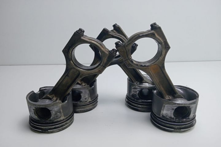 Piston cu biela 2.0 D n47 0840BB BMW Seria 1 E81/E82/E87/E88 (facelif