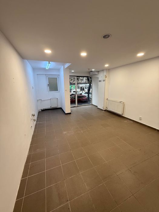 Inchiriere spatiu comercial