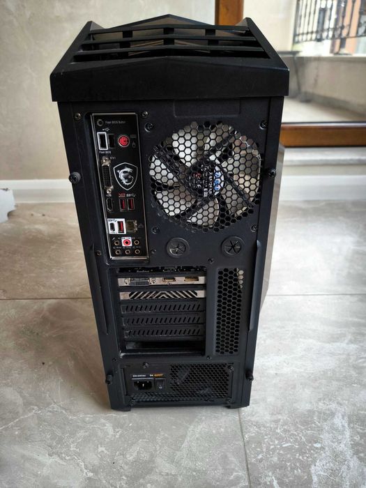 Геймърски компютър Ryzen 5 /GTX 1050 Ti/16GB RAM/ SSD подарък монитор