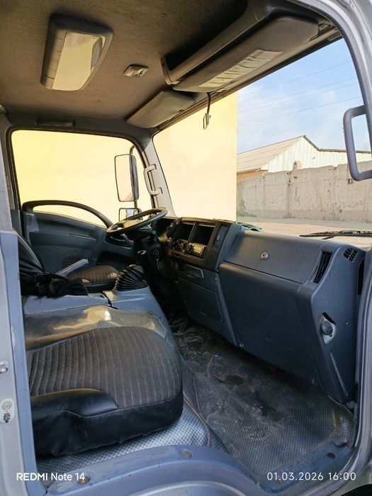 Isuzu avtobusdan terilgan mator karobka zadni mos avtobus