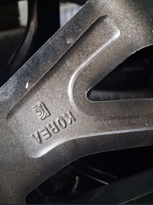 Kia k5 original diska. Srochno sotiladi