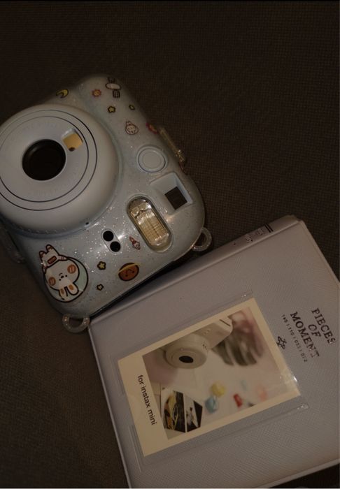 Instax 12 mini  обмен жок