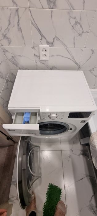 Стиральная машина LG белый