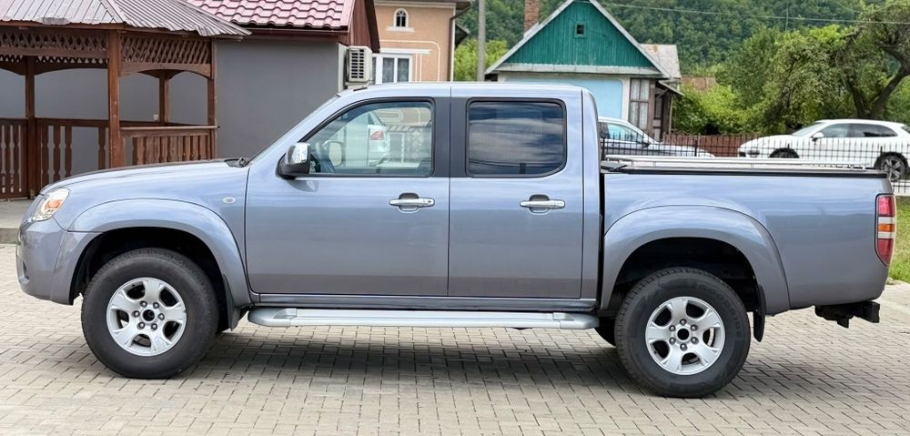 Mazda    BT 50    2.5d