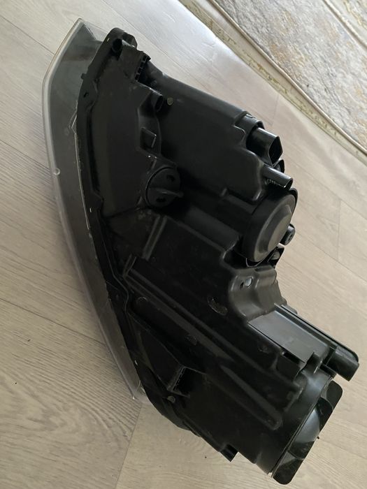 Фара на поло рестайл от 15года