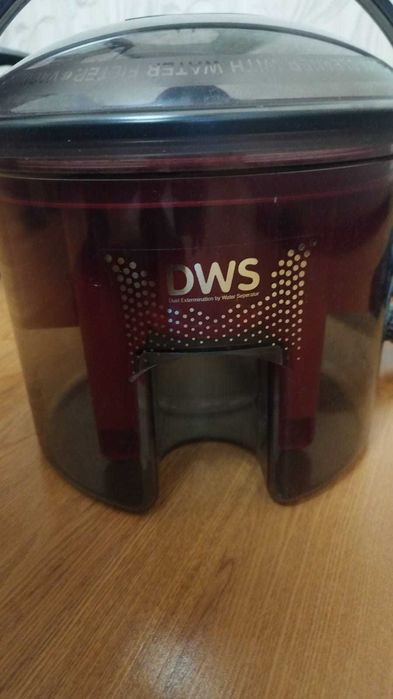 Срочно продам пылесос