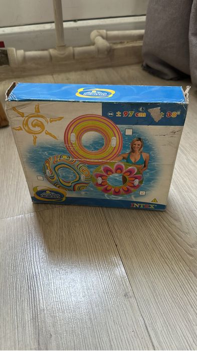 Круг плавательный