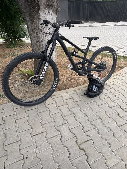 Se vinde de urgenta YT Capra 2023