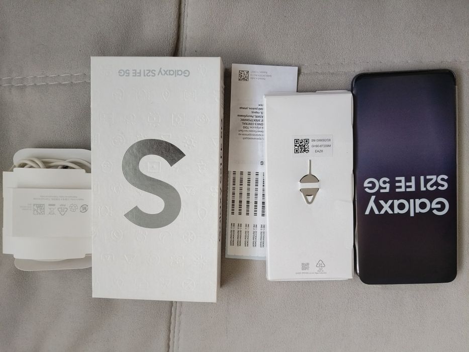 Продам Samsung galaxy S21 fe