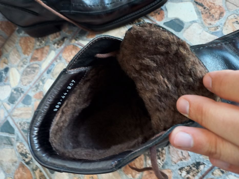 Ghete barbati imblanite din piele marimea 44 marca Lanetti stare perfe