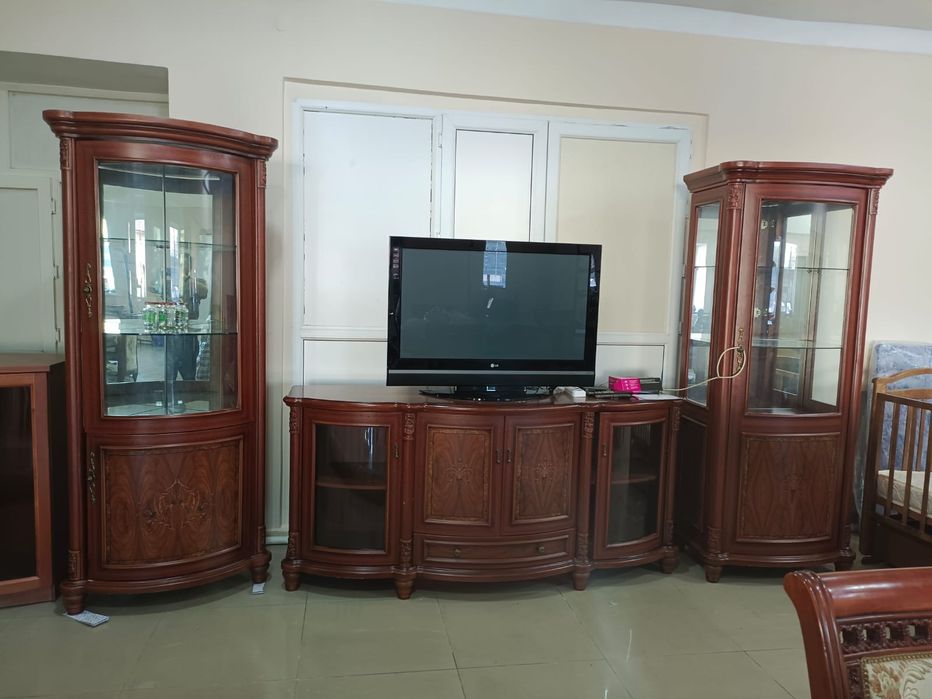 Мебель для дома в отличном состоянии.