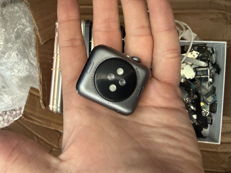 iPhone , iPod, iWatch за части
