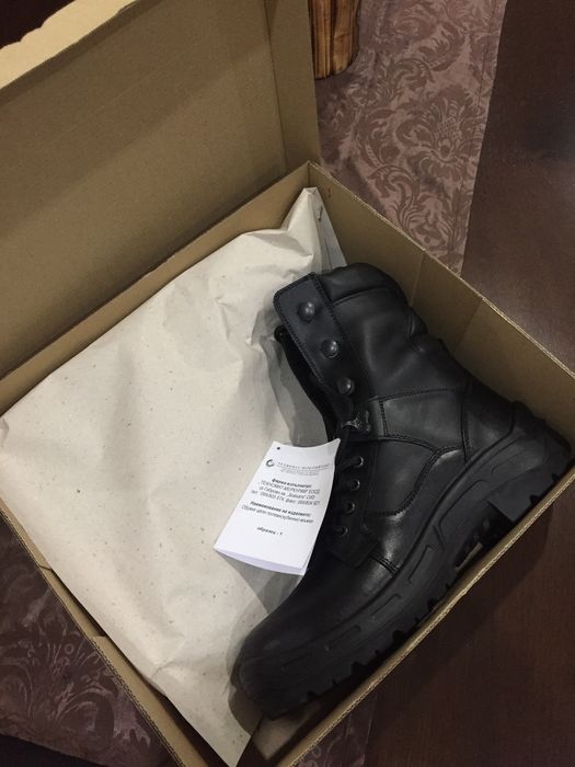 Продавам кубинки модел 2025/  42,43,44 номер