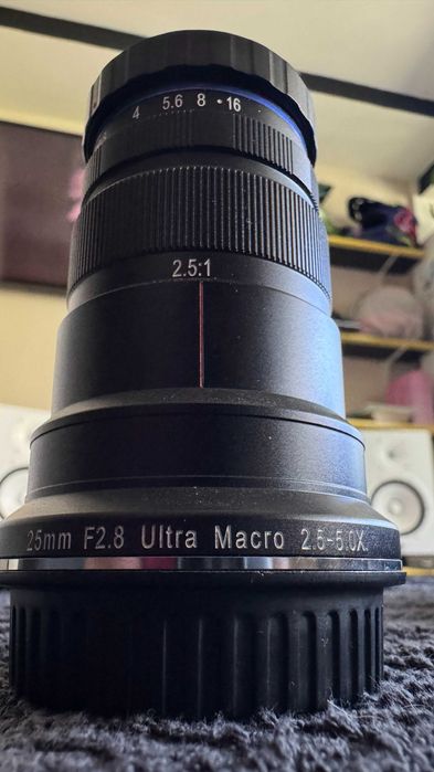 Obiectiv Laowa Venus Optics 25mm F2.8 2.5-5X Ultra-Macro EF