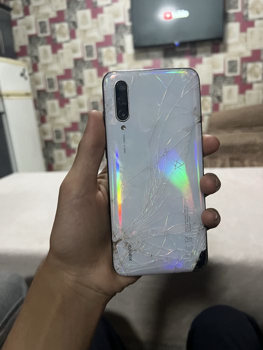 telefon sotiladi holati ideal nomi A90