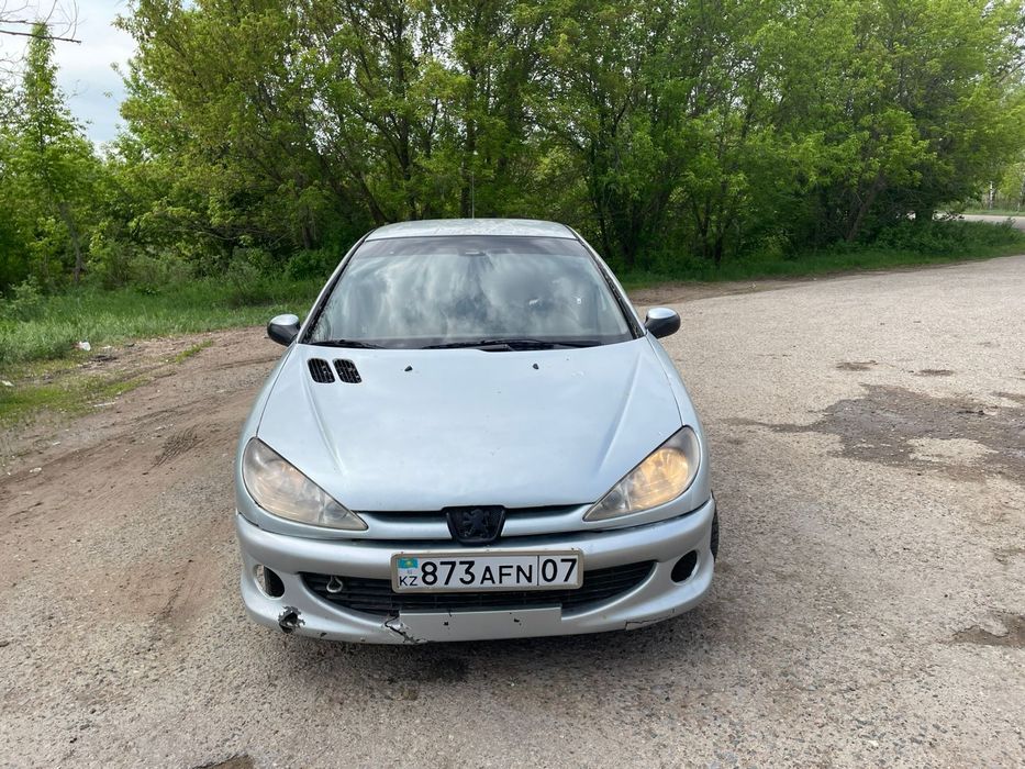Продам Peugeot 206
