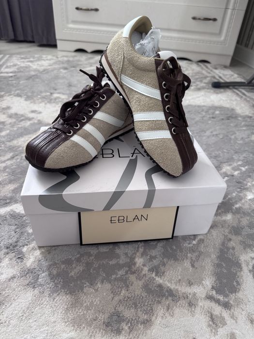 Продаю женскую обувь