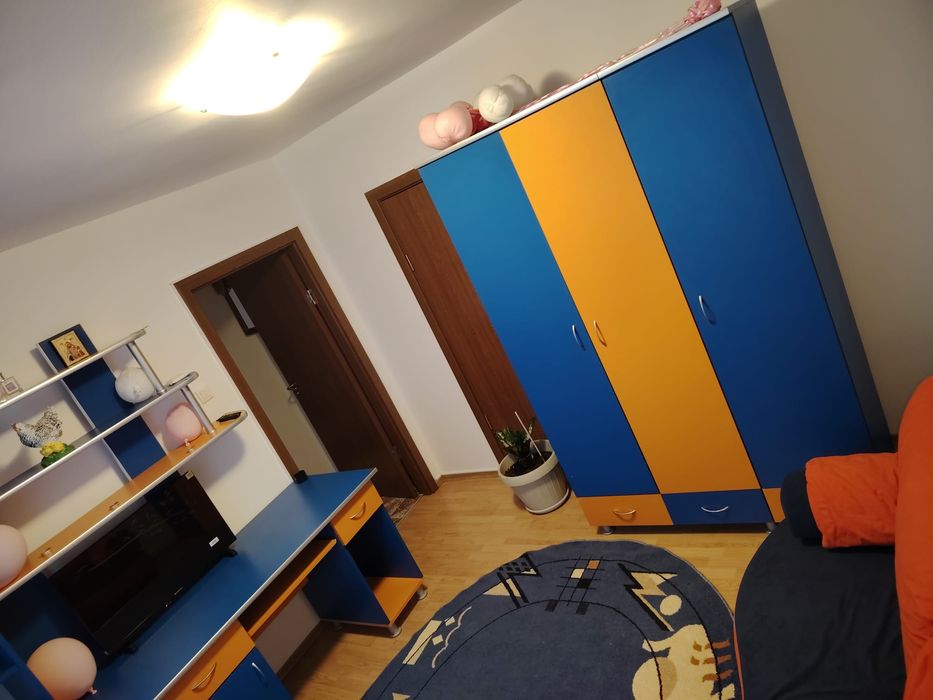 Proprietar închiriez Ap.0741706441