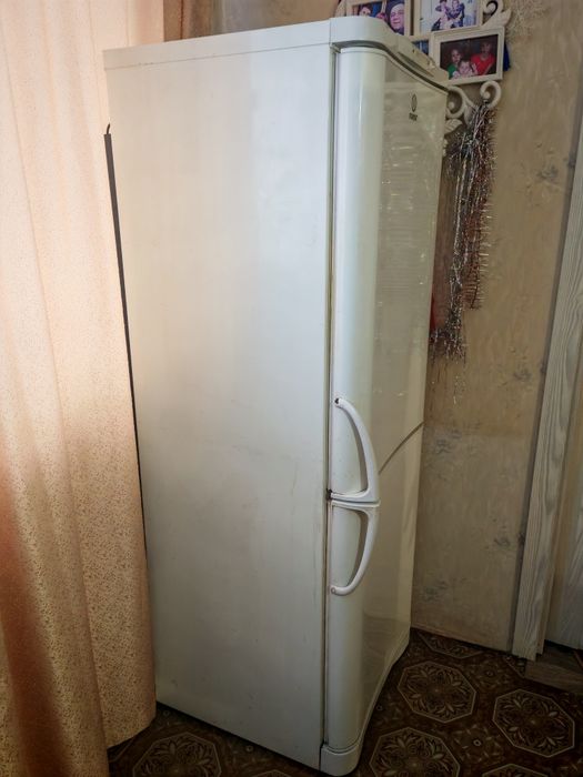 Продам холодильник бу