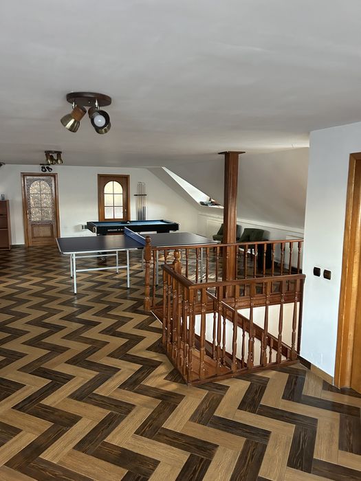 Cabana de inchiriat 15 persoane .