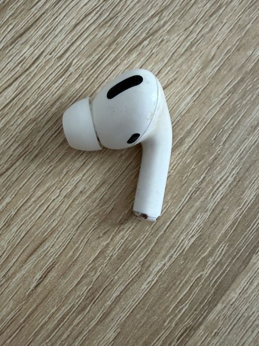 Правый наушник Airpods Pro 1 (100% оригинал)