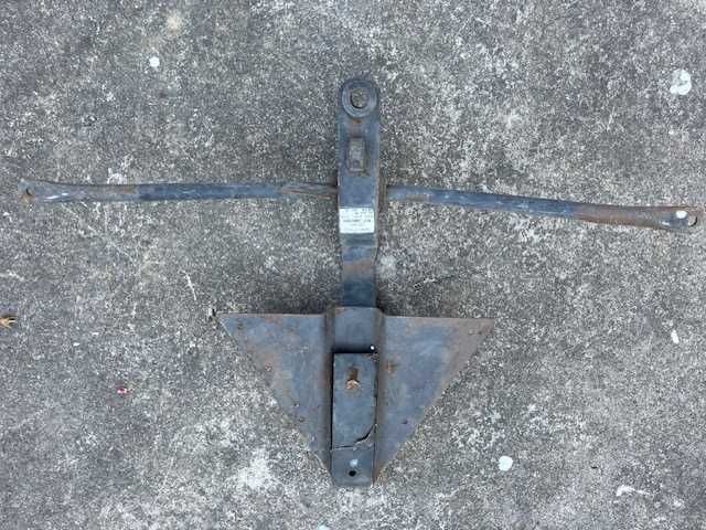 метален теглич за кола