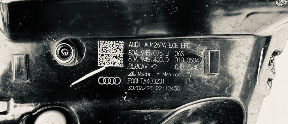 Stop Dreapta Audi Q5 2021-2024 Facelift