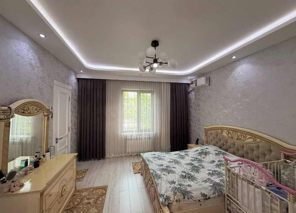 СРОЧНО!!! Продается 
Алмозор туман
Чукурсой 3,2 сотих 
7 та хона 
Цена