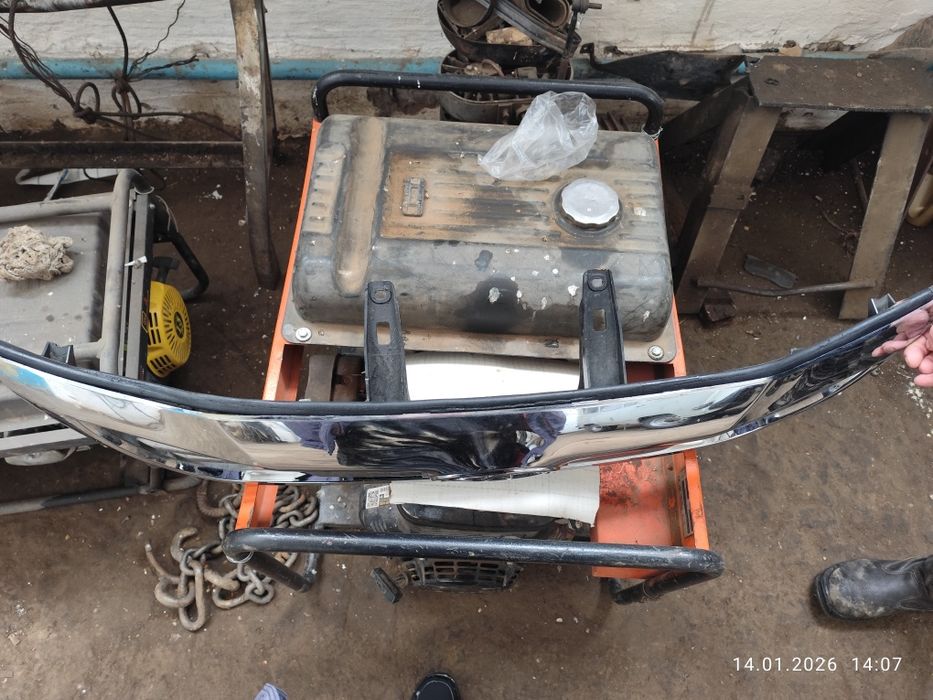 Решётка радиатора бампера Камри 50