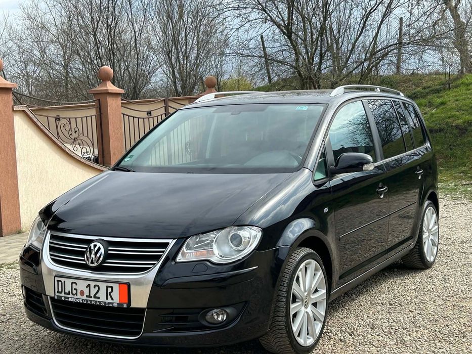 Volkswagen Touran 3X R-line 7 Locuri 2009 2.0 Diesel 170 CP