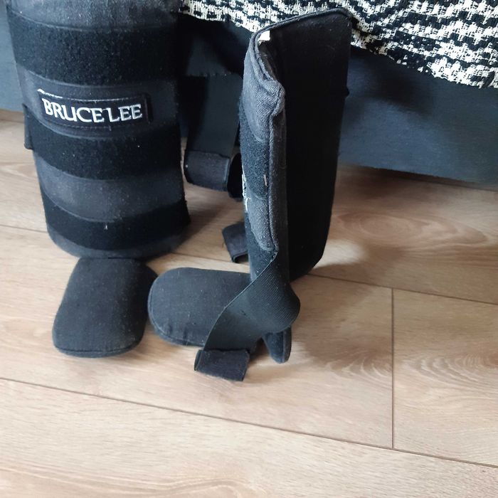 tibiere - protectie pentru tibie