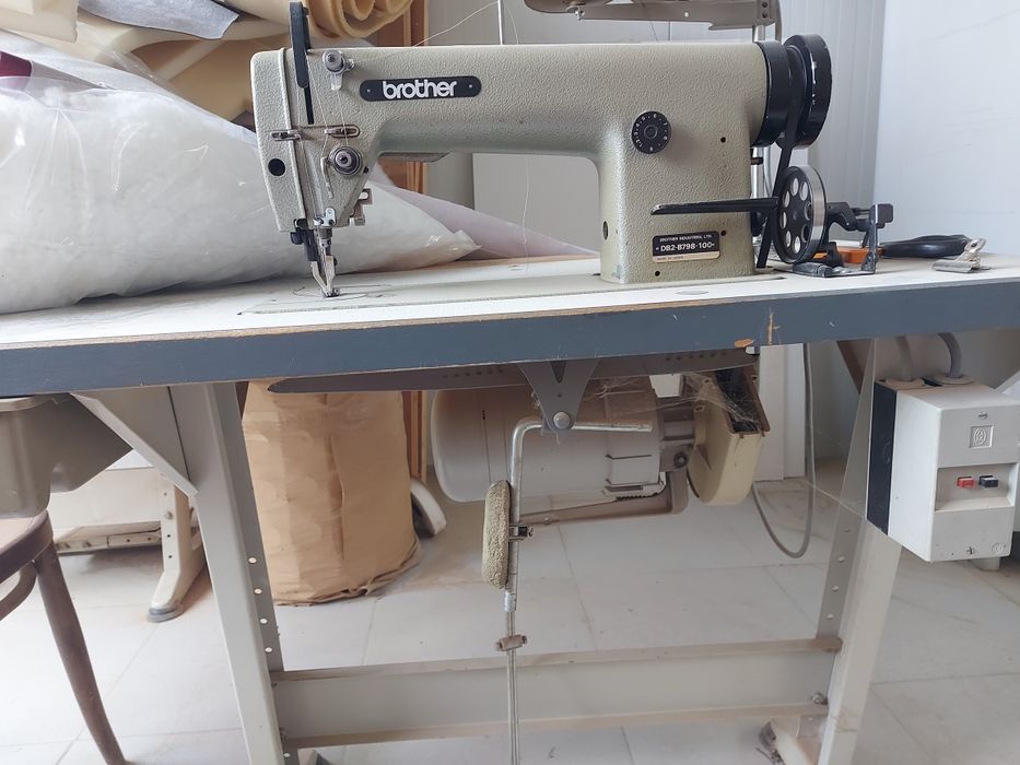 Шевна машина BROTHER , троен транспорт