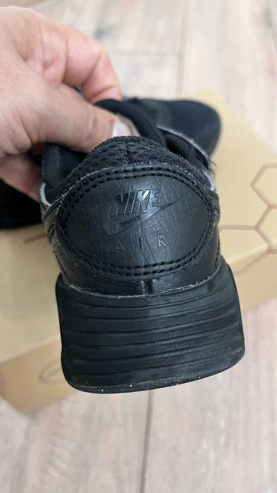 Кроссы Nike оригинал размер 32