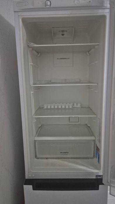 Холодильник сатылады