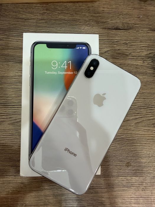 Продам iPhone X