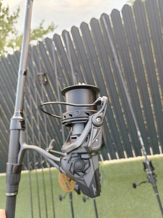 Set 4 lansete Viper 3.9m, 3.5 LBS + 4 Mulinete Commander Carp 10000 8