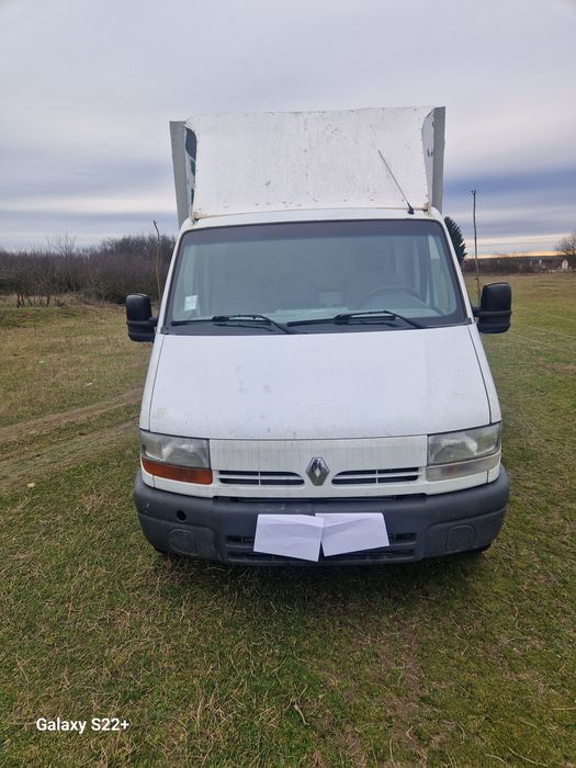 Vând renault master