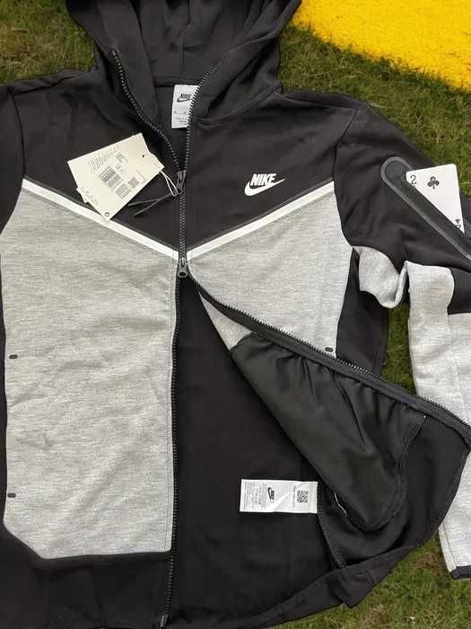 Trening NIKE TECH FLEECE - Trening Premium - Sigilat - Bumbac