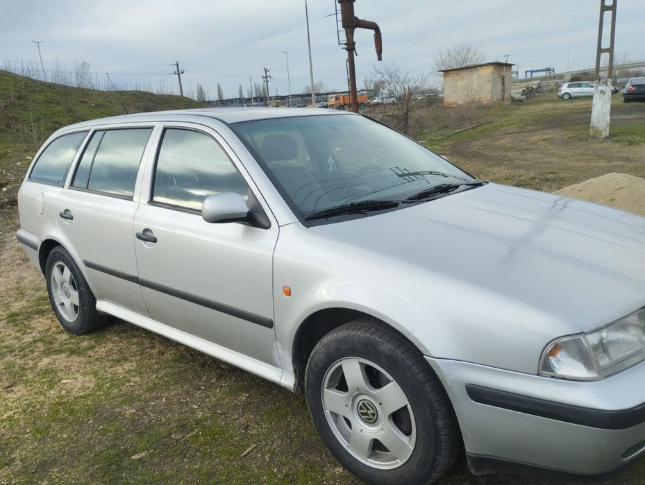 Vând Scoda Octavia Break