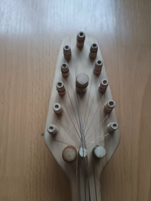 Продавам майсторска гъдулка