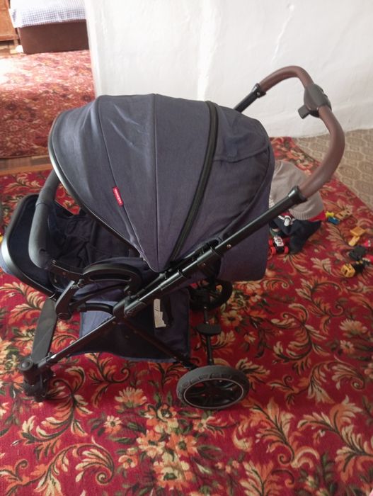 Продам коляску б/у