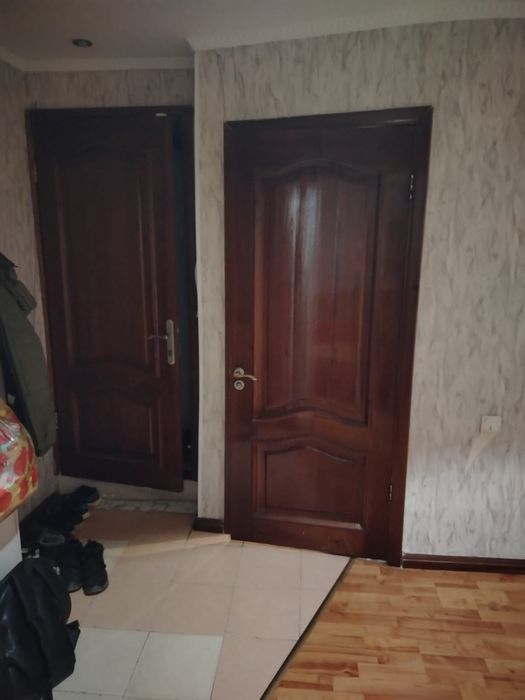 Прадам квартиру Есенберлина 15