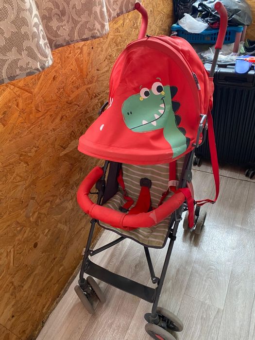 Прогулочная коляска