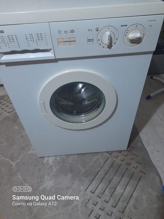 стиральная машина Zanussi
