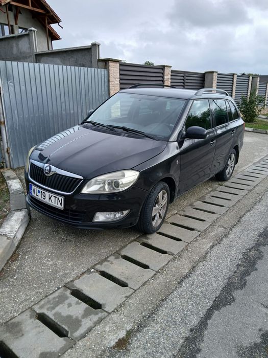 Vând skoda fabia